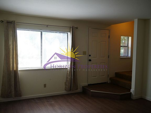 4th image of 3261 La Canada Dr APT 1