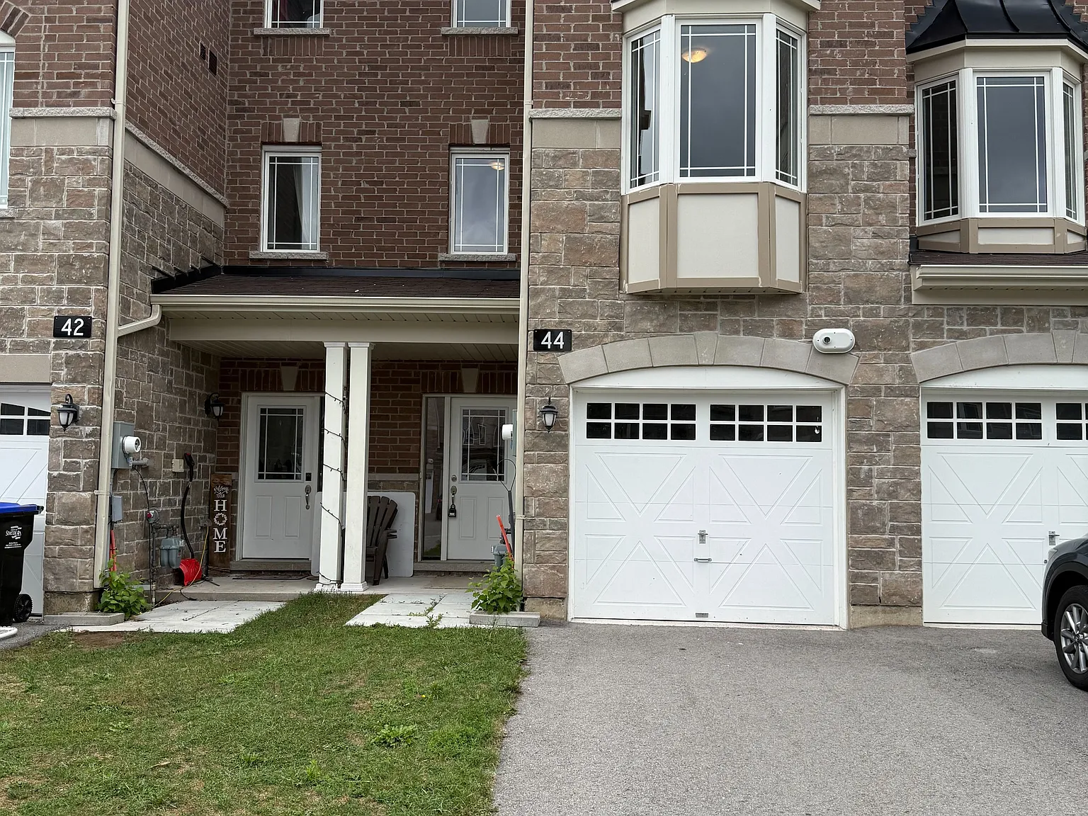 4 bed, $2,750 — Photo 1