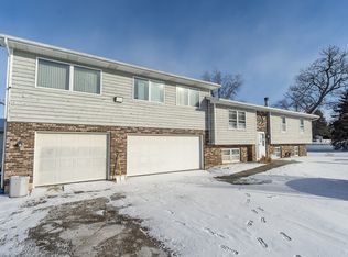 45W962 Plank Rd, Hampshire, IL 60140