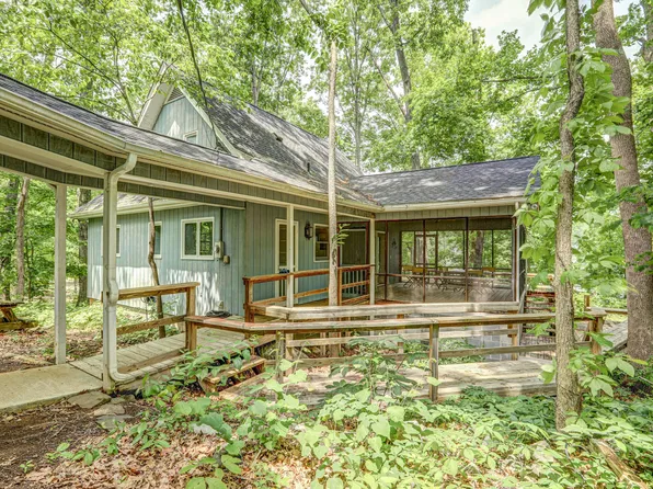 440 Set Point Private Dr, Piney Flats, TN 37686