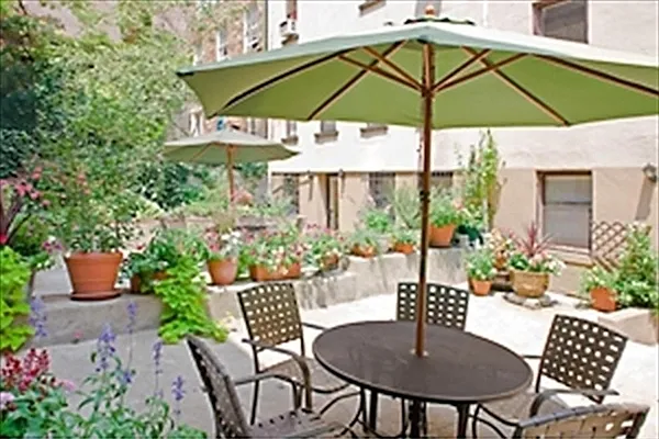 Sold by Citi Habitats | media 7