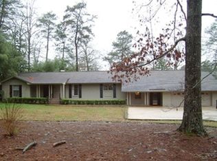 203 Hollywood Rd, Gadsden, AL 35901