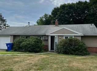 37 Reservoir Rd, Newington, CT 06111