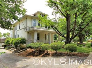 352 E Lexington Ave, Danville, KY 40422