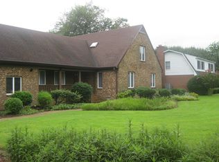20 Riverview Dr, Poquoson, VA 23662