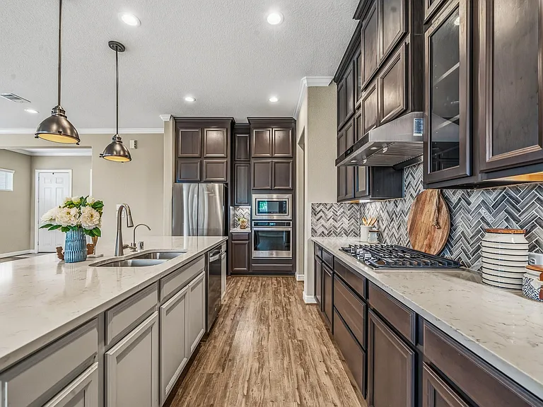 9908 Prairie House Ln — Photo 8