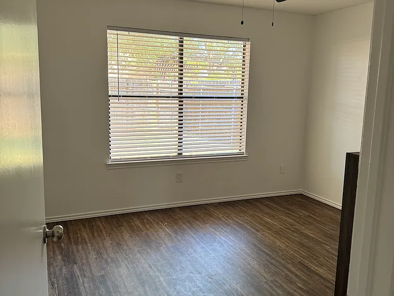 7505 Akron Ave #B — Photo 25