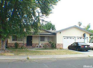 5795 E Mohican Dr, Manteca, CA 95336