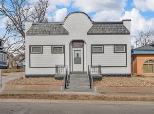 2012 SW 10th Ave, Topeka, KS 66604