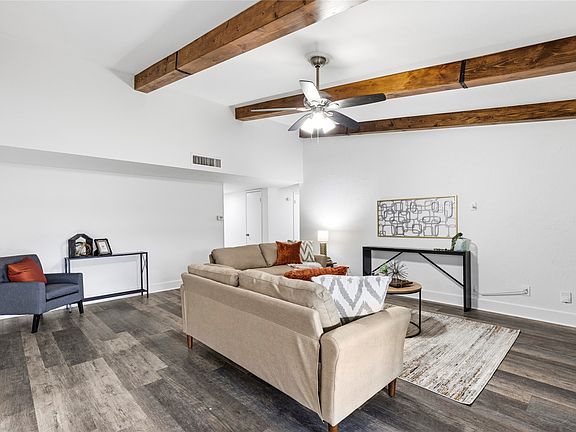 4th image of 2814 Lindbergh Dr