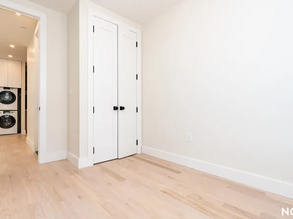 357 Flatbush Avenue image 9 of 14