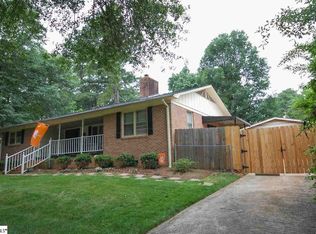 221 Pleasant Dr, Greer, SC 29651