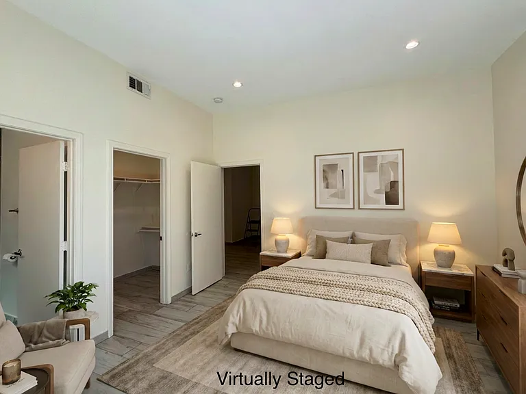 14224 Friar St #3 — Photo 9