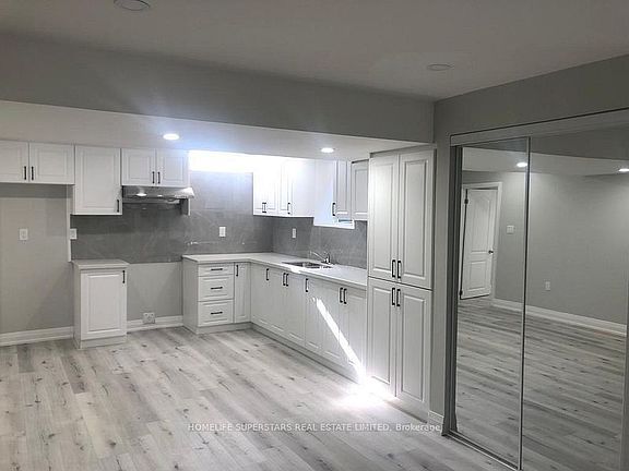 2nd image of 31 Lexington Rd #Basement