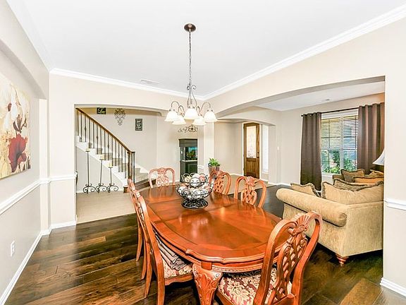 3rd image of 9705 Brewster Ln