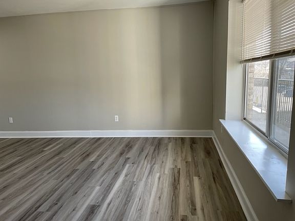 2nd image of 444 S Ashland Ave APT C16