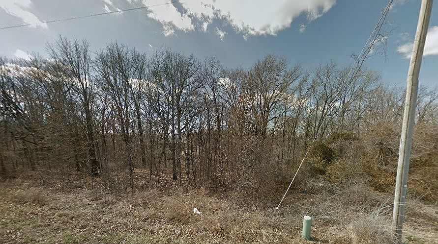 1st image of 16-30592 Blairgowrie Dr