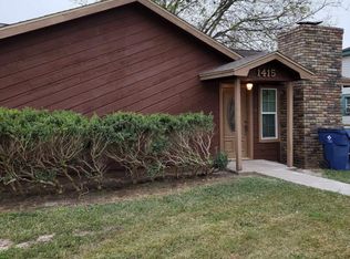 1415 N Avenue F, Freeport, TX 77541