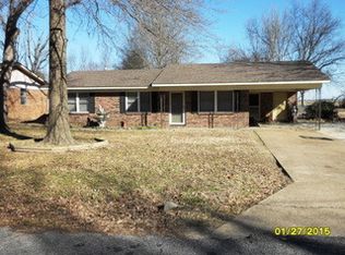 3005 Robinson St, Newport, AR 72112