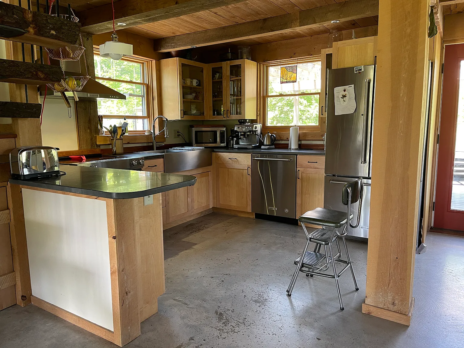 1614 Ellis Hollow Rd — Photo 2