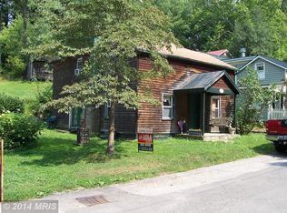 7219 Dell Ave, Clifton, VA 20124
