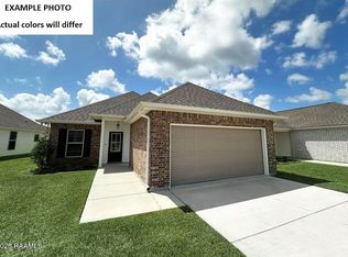 7382 Alley Oak Ln, Maurice, LA 70555