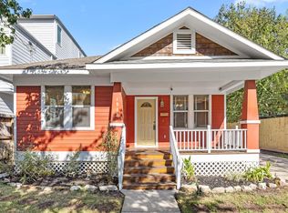 1912 Shearn St, Houston, TX 77007