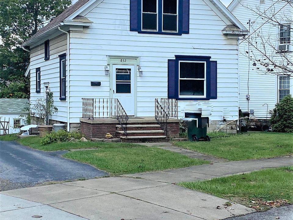 1st image of 852 Aetna St