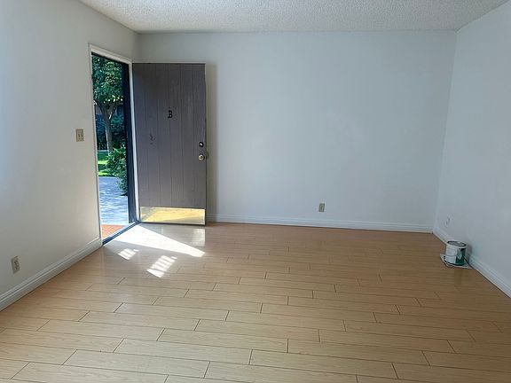 5th image of 112-114 N Nicholson Ave #114B