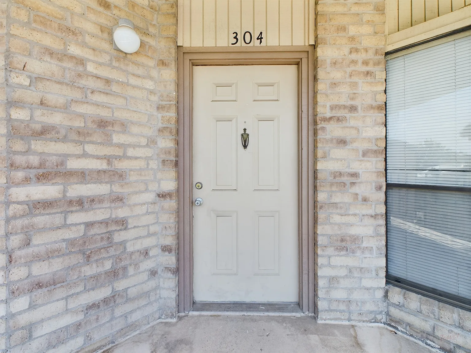 3316 Guadalupe St Apt 304 — Photo 2