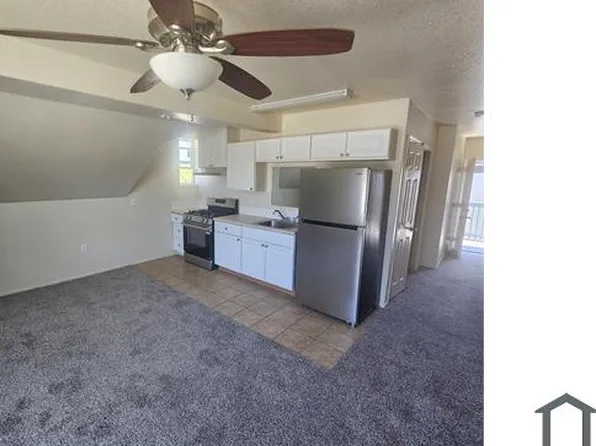 389 S Sheriff Ave #C, San Jacinto, CA 92583