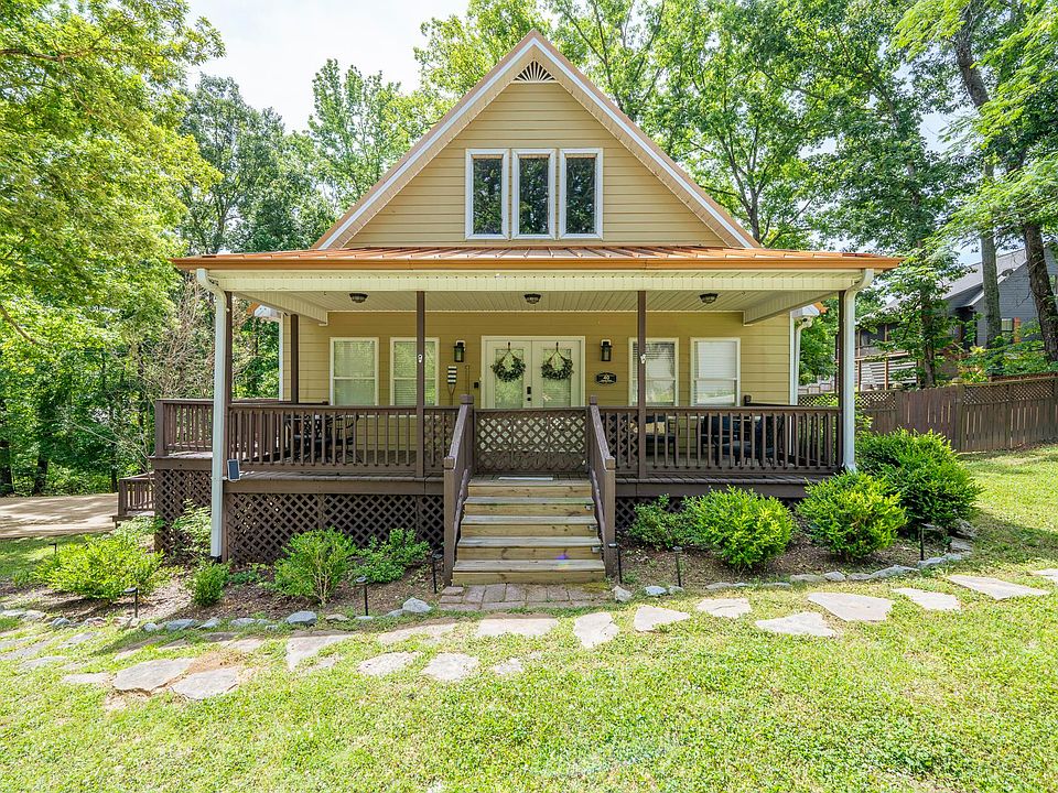 1st image of 40 Island View Dr