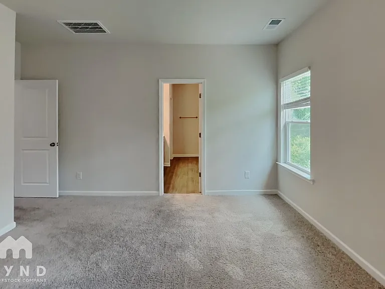 7130 Amberhouse Dr — Photo 6