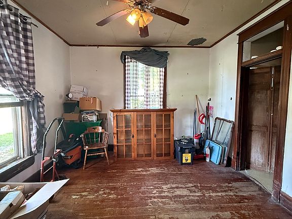 3rd image of 116 S Range St