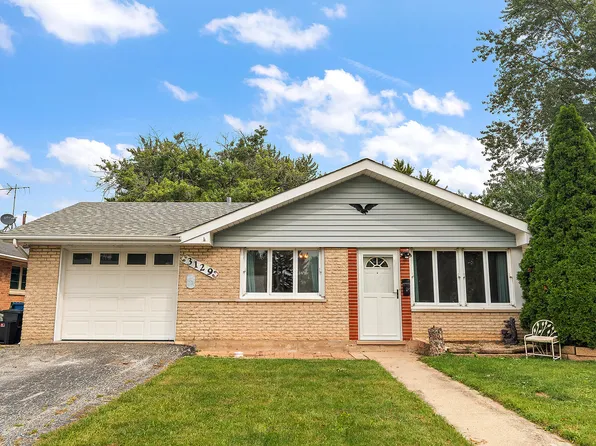 3129 Butler Ave, Steger, IL 60475
