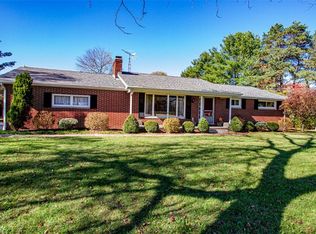 567 Knox School Rd, Alliance, OH 44601