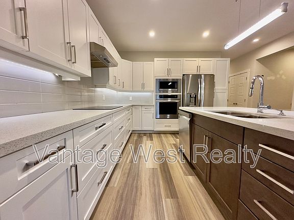 5th image of 1064 Lawson Ave