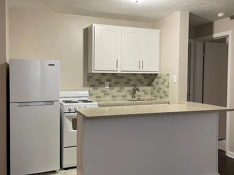 306 Craft Ave — Photo 9