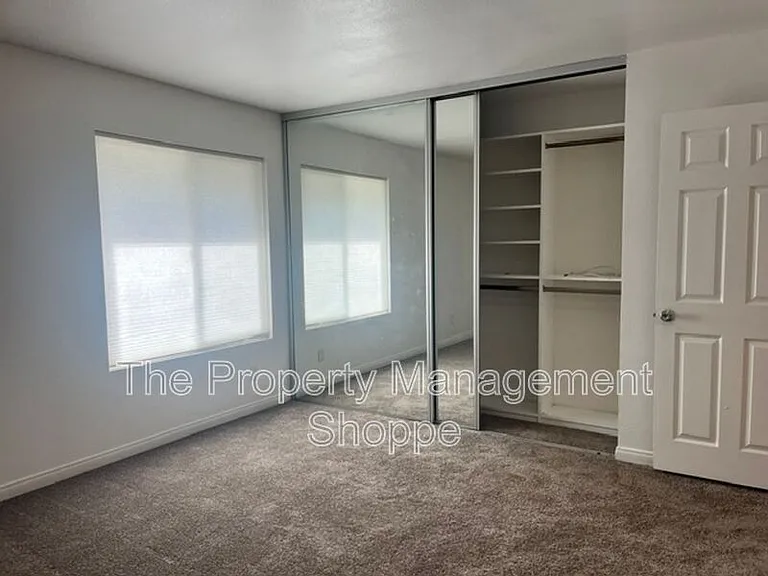 2758 Bolker Dr — Photo 11