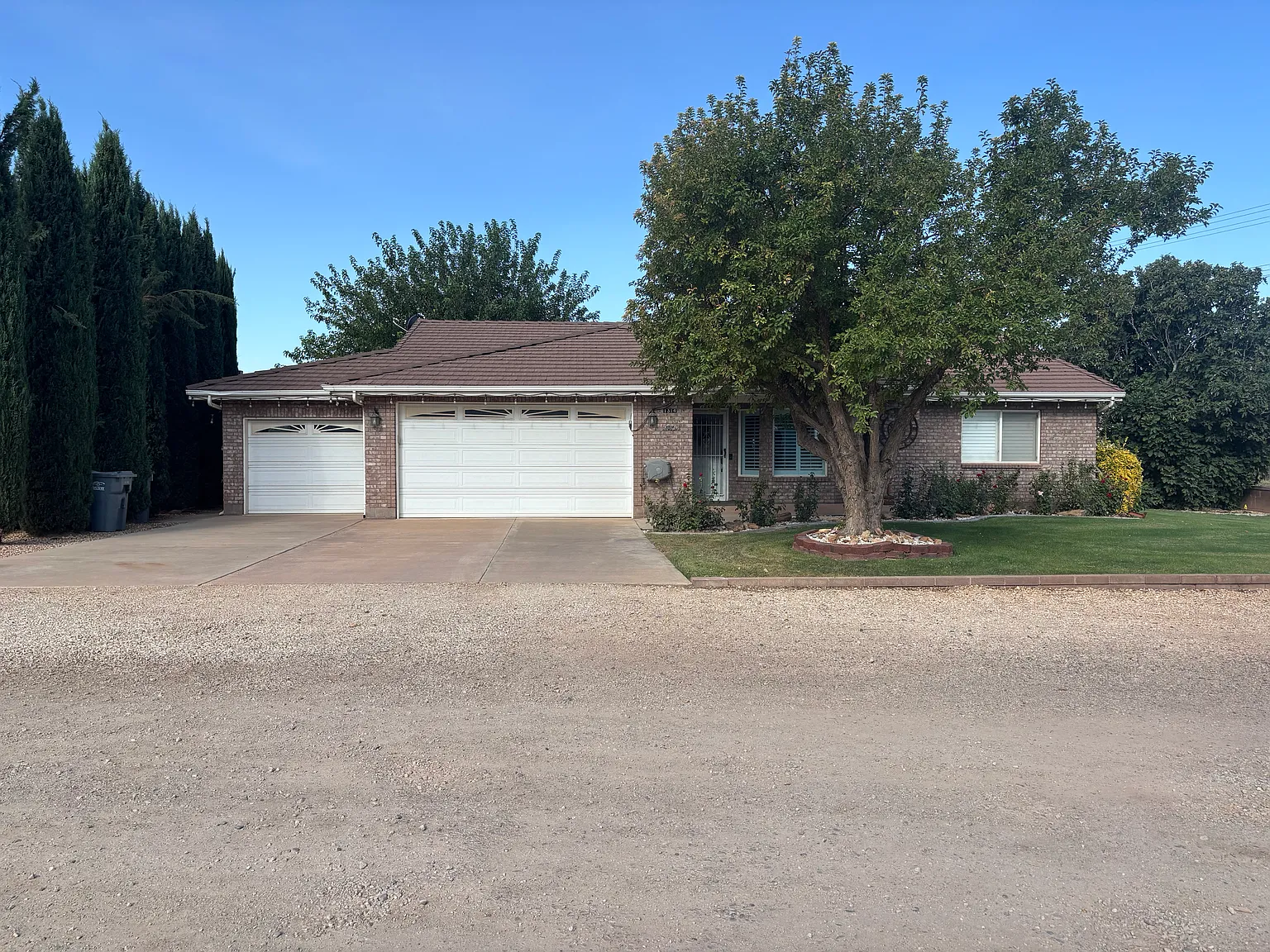 4 bed, 2007 sqft, $2,900 — Photo 4