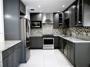 11201 SW 108th Ct, Miami, FL 33176