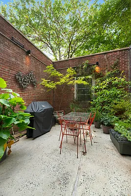 Sold by Corcoran | media 4
