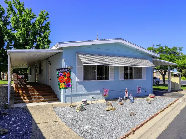 371 Bethel Ave Space 69, Sanger, CA 93657