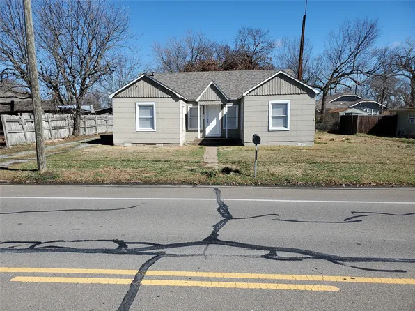 351 S Waco St, Van Alstyne, TX 75495