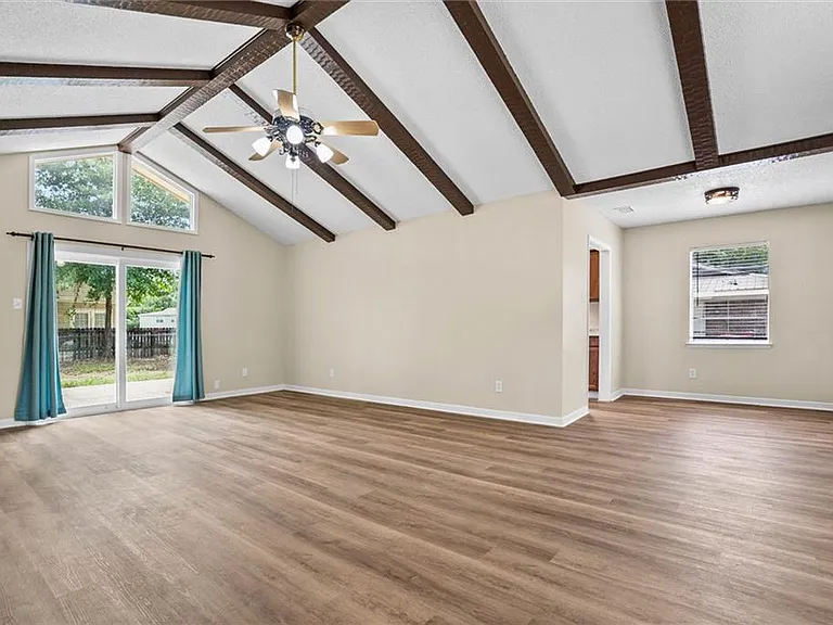 5417 Quail Run E — Photo 2