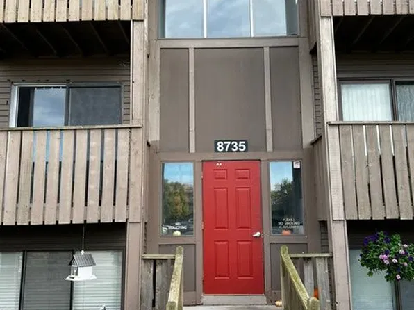 8735 Green Willow St APT 2, Brighton, MI 48116