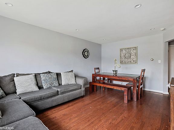 3rd image of 3709 N Osceola Ave