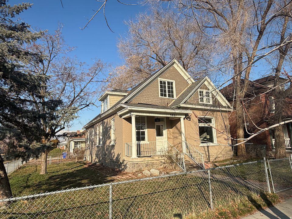 1st image of 902 24th St