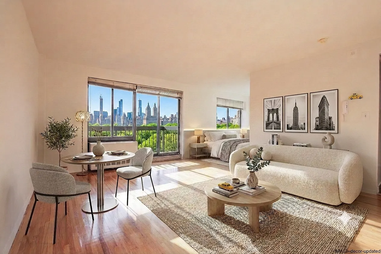 207 East 30th Street — Photo 2