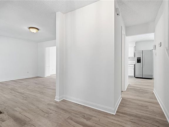 3rd image of 5585 Lawson Hall Rd